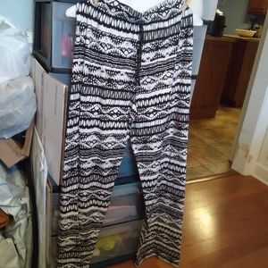 Bobbie Brooks size 2X women's pajama pants black white geometric designs